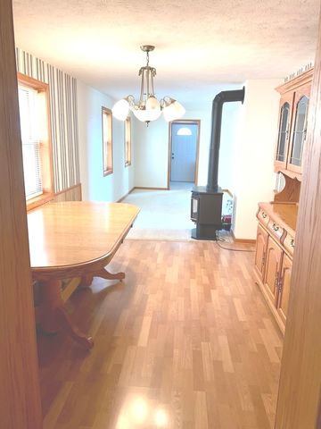 210 S 1st Street, Holcomb, IL 61043