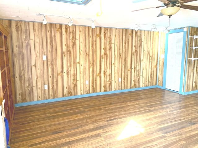 210 S 1st Street, Holcomb, IL 61043