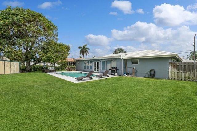 13 Little Harbor Way, Deerfield Beach, FL 33441