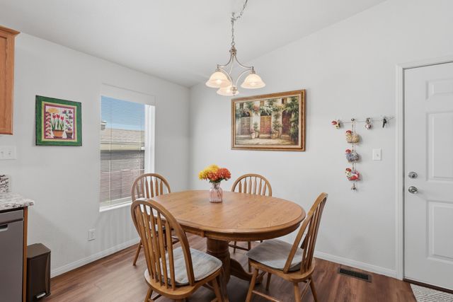 132 Sunrise Bluffs Drive, Belen, NM 87002