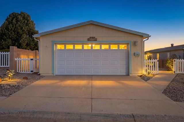 132 Sunrise Bluffs Drive, Belen, NM 87002