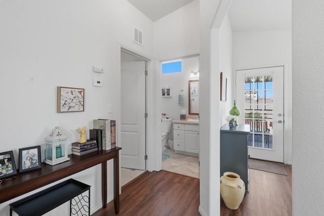 132 Sunrise Bluffs Drive, Belen, NM 87002