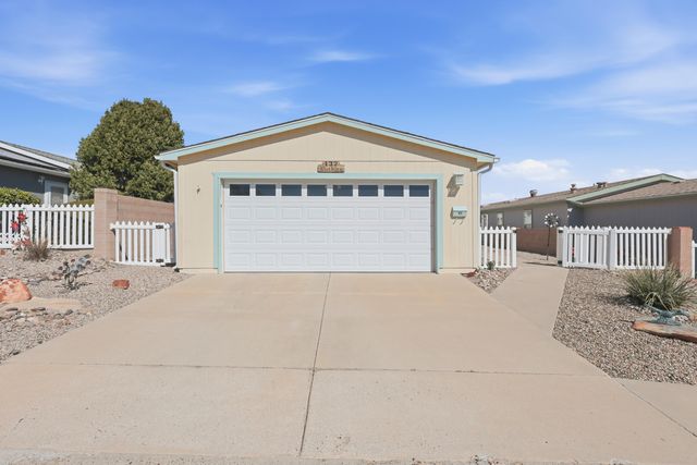 132 Sunrise Bluffs Drive, Belen, NM 87002