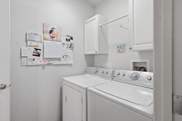 132 Sunrise Bluffs Drive, Belen, NM 87002