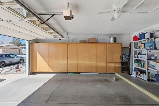 132 Sunrise Bluffs Drive, Belen, NM 87002