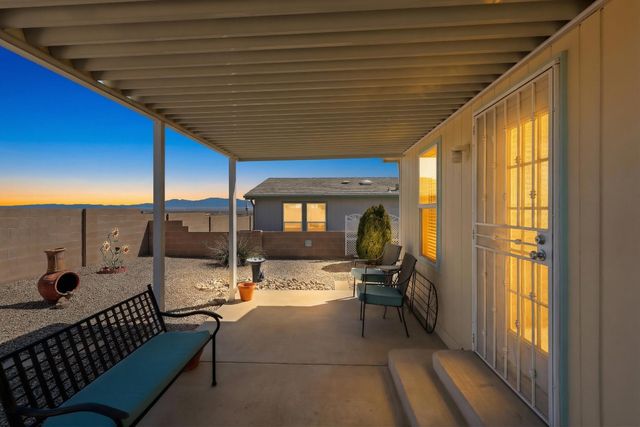 132 Sunrise Bluffs Drive, Belen, NM 87002