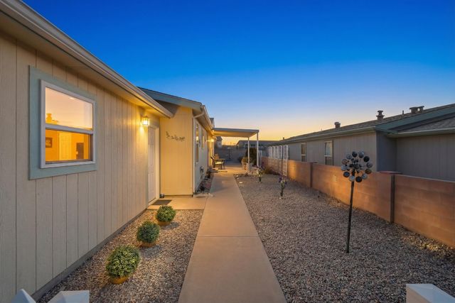 132 Sunrise Bluffs Drive, Belen, NM 87002
