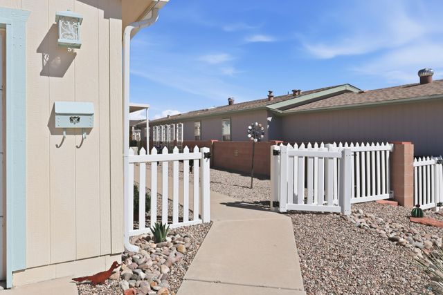 132 Sunrise Bluffs Drive, Belen, NM 87002