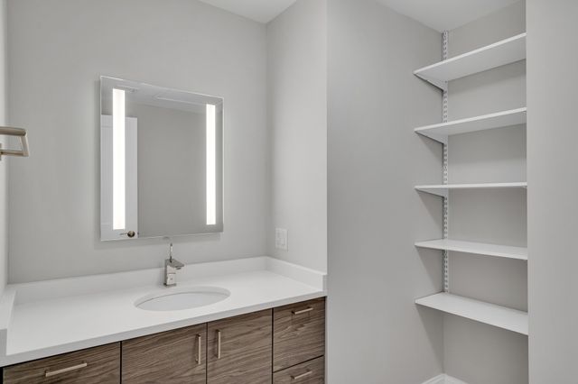 771-781 Harrison Ave 406, Boston, MA 02118