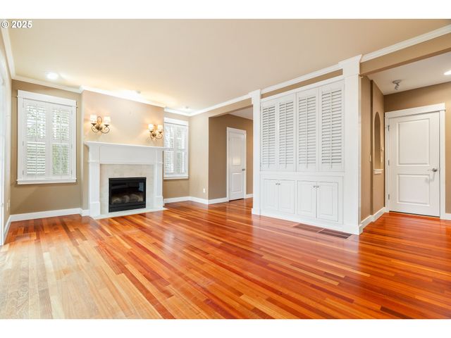 2338 Nw EDGEWOOD Pl 32, Portland, OR 97229