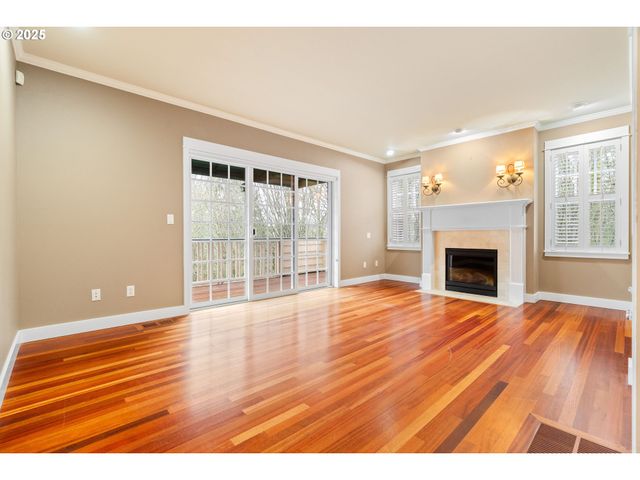 2338 Nw EDGEWOOD Pl 32, Portland, OR 97229