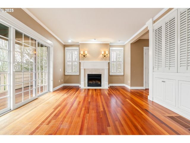 2338 Nw EDGEWOOD Pl 32, Portland, OR 97229