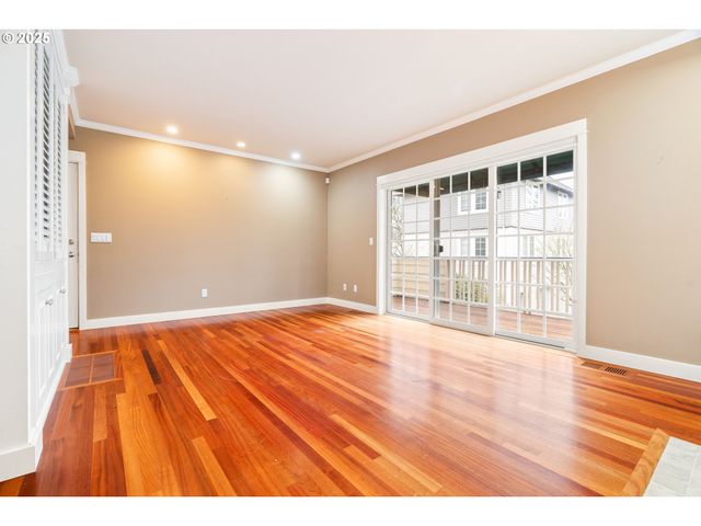 2338 Nw EDGEWOOD Pl 32, Portland, OR 97229