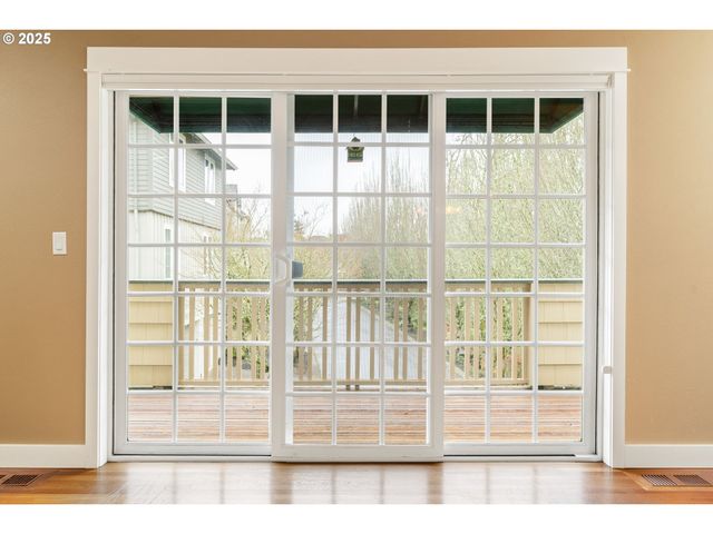 2338 Nw EDGEWOOD Pl 32, Portland, OR 97229