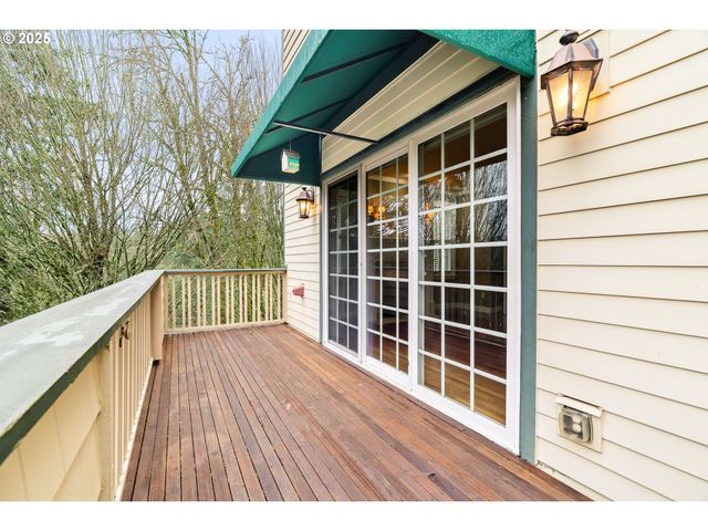 2338 Nw EDGEWOOD Pl 32, Portland, OR 97229