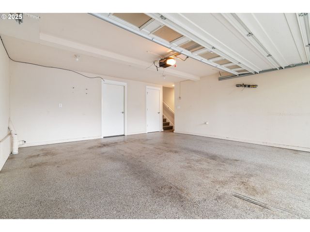 2338 Nw EDGEWOOD Pl 32, Portland, OR 97229