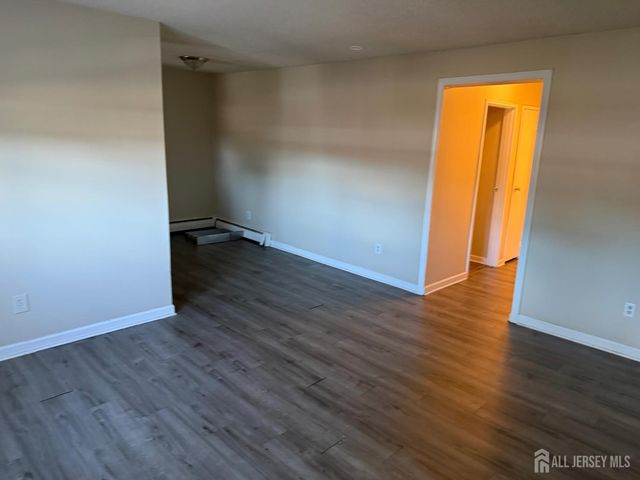 289 Main Street 4b, Spotswood, NJ 08884