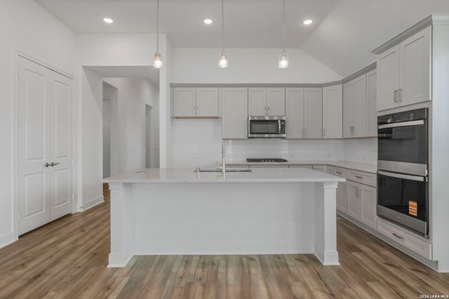 12462 Nazareth, San Antonio, TX 78253