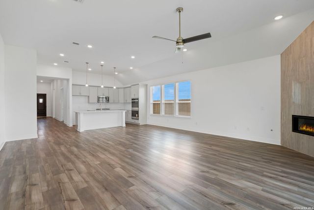 12462 Nazareth, San Antonio, TX 78253