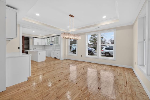 410 3rd Ave, Fayetteville, TN 37334