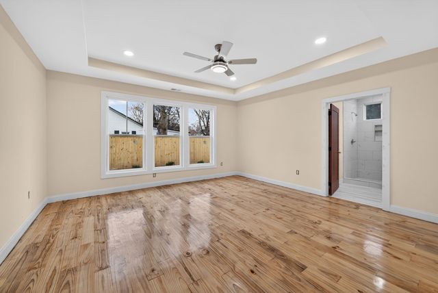 410 3rd Ave, Fayetteville, TN 37334