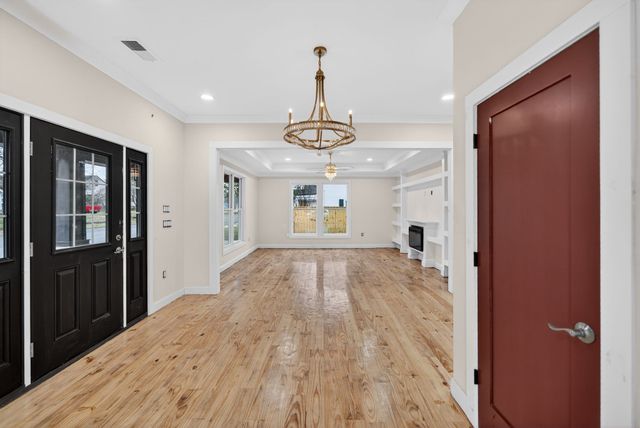 410 3rd Ave, Fayetteville, TN 37334