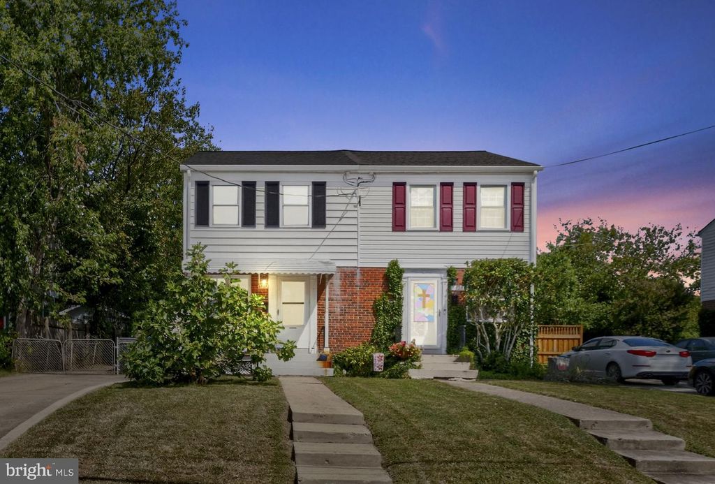 6729 RADCLIFFE DR, Alexandria, VA 22307