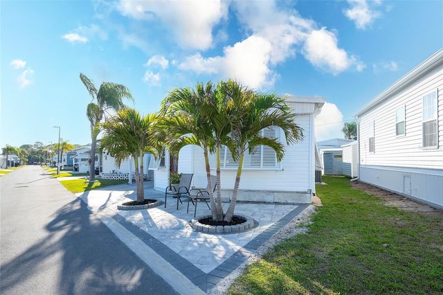 2058 SUN HOME STREET, Sarasota, FL 34231