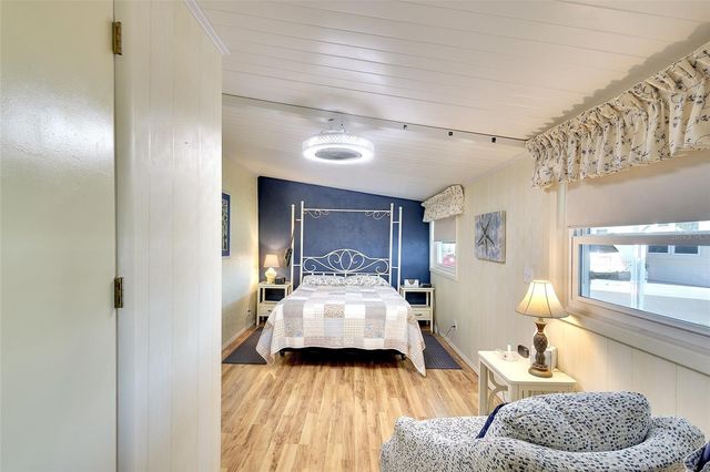 2058 SUN HOME STREET, Sarasota, FL 34231