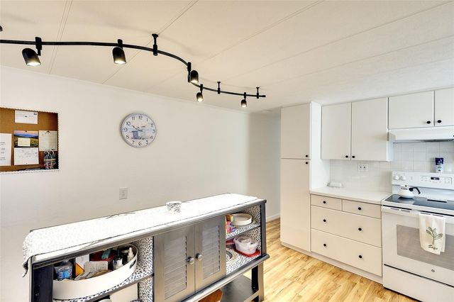 2058 SUN HOME STREET, Sarasota, FL 34231