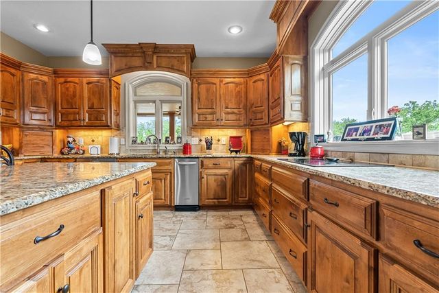 29503 SE Moreland School Road, Blue Springs, MO 64014