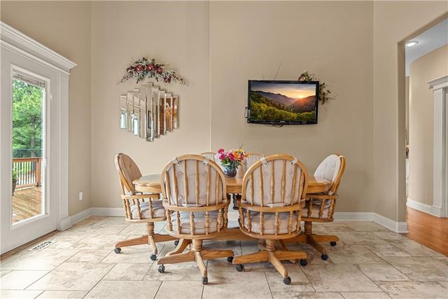 29503 SE Moreland School Road, Blue Springs, MO 64014