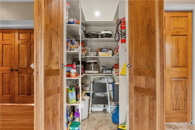 29503 SE Moreland School Road, Blue Springs, MO 64014