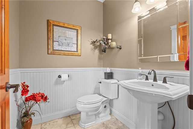 29503 SE Moreland School Road, Blue Springs, MO 64014