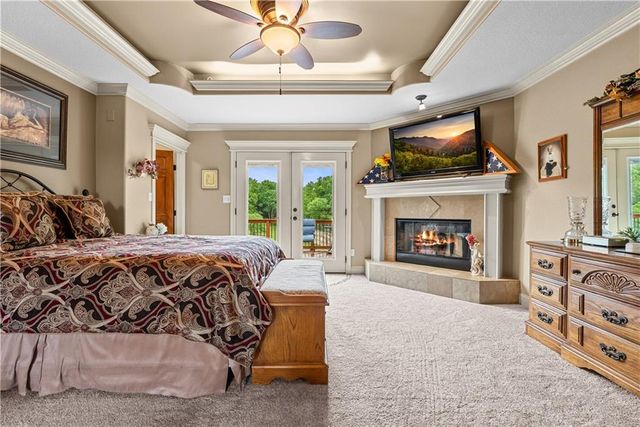 29503 SE Moreland School Road, Blue Springs, MO 64014