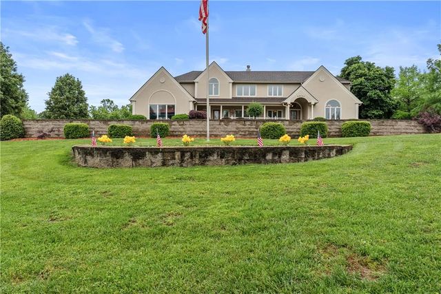 29503 SE Moreland School Road, Blue Springs, MO 64014