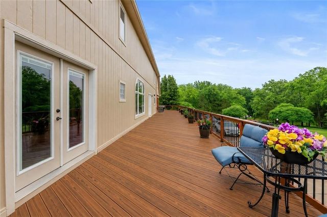 29503 SE Moreland School Road, Blue Springs, MO 64014