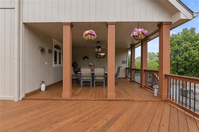 29503 SE Moreland School Road, Blue Springs, MO 64014