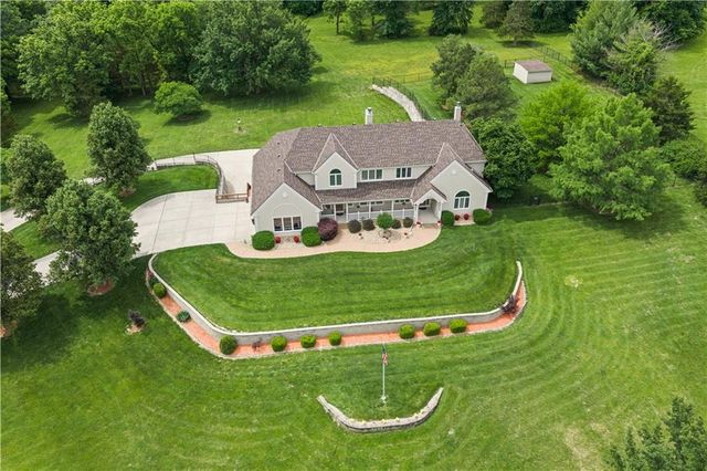 29503 SE Moreland School Road, Blue Springs, MO 64014