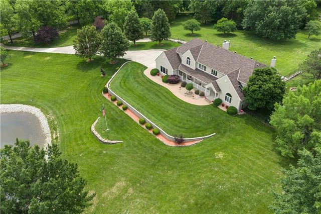 29503 SE Moreland School Road, Blue Springs, MO 64014