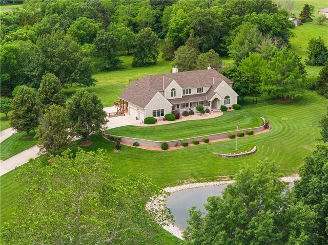 29503 SE Moreland School Road, Blue Springs, MO 64014
