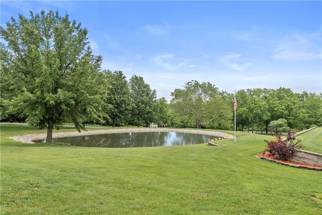 29503 SE Moreland School Road, Blue Springs, MO 64014