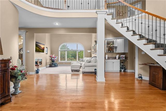 29503 SE Moreland School Road, Blue Springs, MO 64014