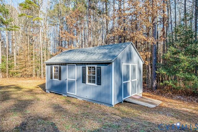 9419 Holdsworth Rd, Disputanta, VA 23842
