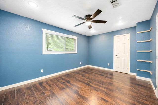 478 Brandon Road, Conroe, TX 77302