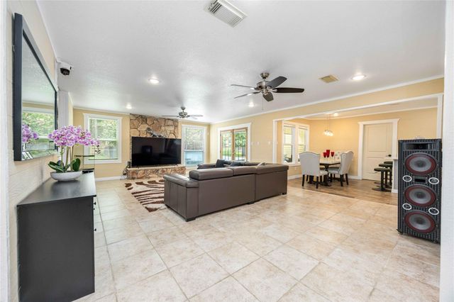 478 Brandon Road, Conroe, TX 77302