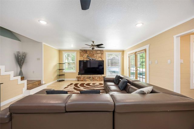 478 Brandon Road, Conroe, TX 77302