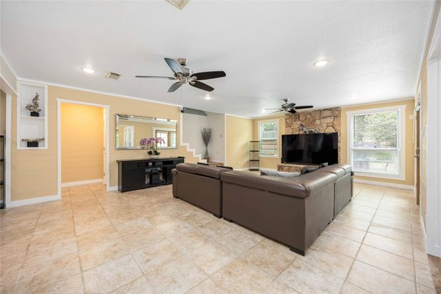 478 Brandon Road, Conroe, TX 77302