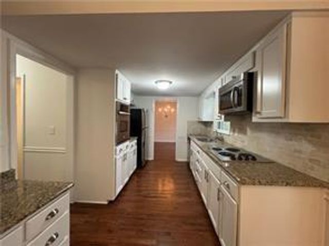 257 Forest Lake Road, Lawrenceville, GA 30046