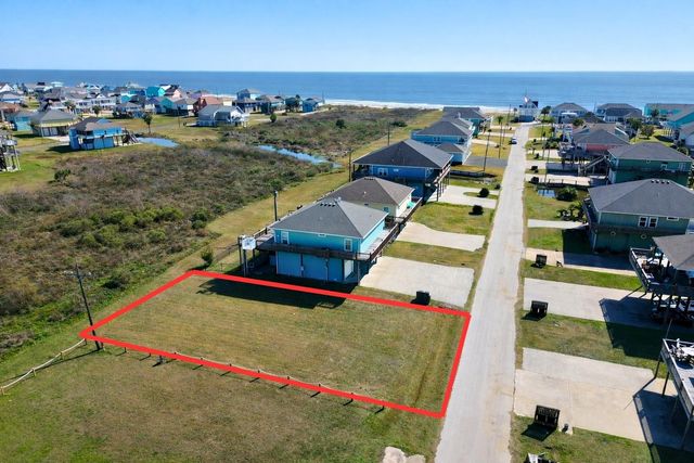 952 Mary Lynn, Crystal Beach, TX 77650